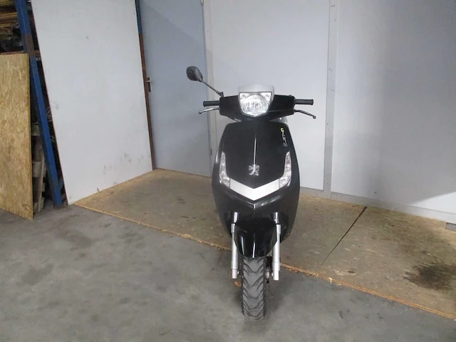 Peugeot - snorscooter - new viva city 2 takt!! - scooter - afbeelding 5 van  11