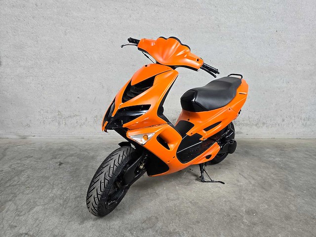 Peugeot - snorscooter - speedfight 2 - 2t 25km uitvoering fh358v - afbeelding 3 van  7