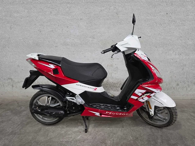 Peugeot - snorscooter - speedfight 3 - 4t 25km uitvoering f042jb - afbeelding 2 van  8