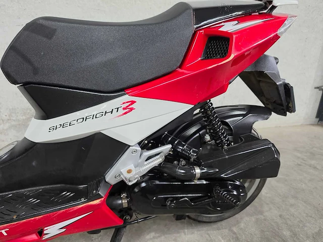 Peugeot - snorscooter - speedfight 3 - 4t 25km uitvoering f042jb - afbeelding 5 van  8