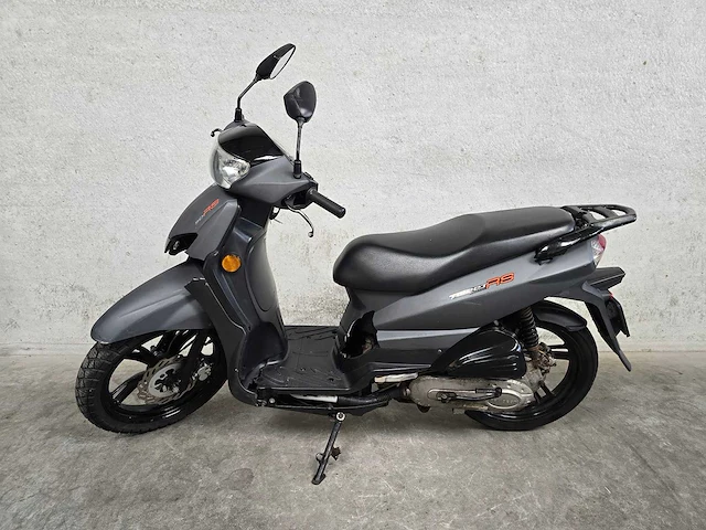 Peugeot - snorscooter - tweet - 4t 25km uitvoering f072xf - afbeelding 1 van  7