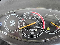 Peugeot - snorscooter - v-click - 4t 25km uitvoering fv675n - afbeelding 7 van  7