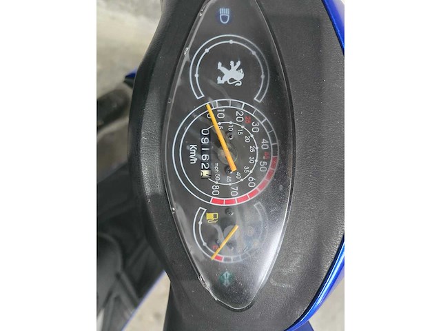 Peugeot - snorscooter - v-click - 4t 25km uitvoering fv947g - afbeelding 7 van  7