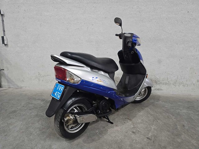 Peugeot - snorscooter - v-click - 4t 25km uitvoering fv947g - afbeelding 5 van  7