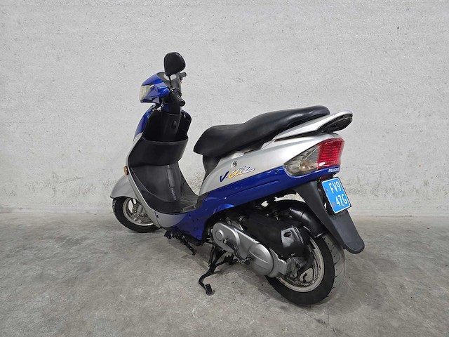 Peugeot - snorscooter - v-click - 4t 25km uitvoering fv947g - afbeelding 6 van  7