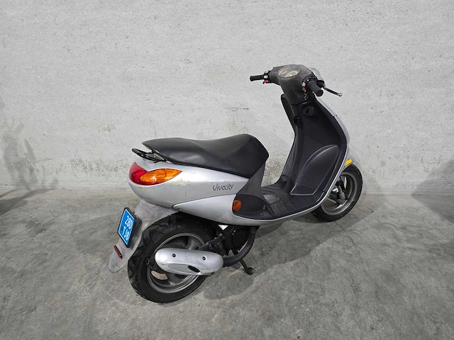 Peugeot - snorscooter - viva city - 2t 25km uitvoering 28dtj8 - afbeelding 5 van  7