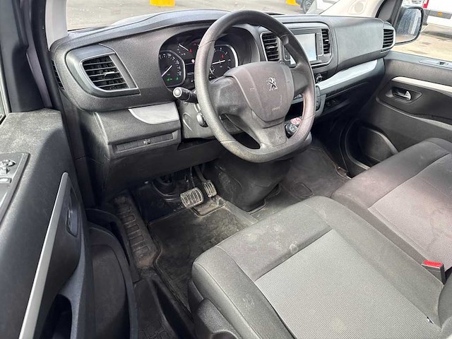 Peugeot - traveller - 2.0 bluehdi busl.s&s - automaat - 9 persoonsauto - afbeelding 15 van  17
