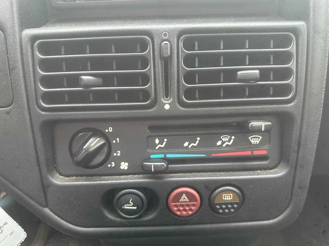 Peugeot 106 - 1.1 accent, 98-dz-pk - afbeelding 1 van  11