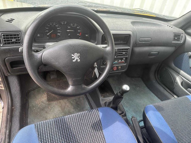 Peugeot 106 1.1 accent, 98-dz-pk - afbeelding 8 van  11