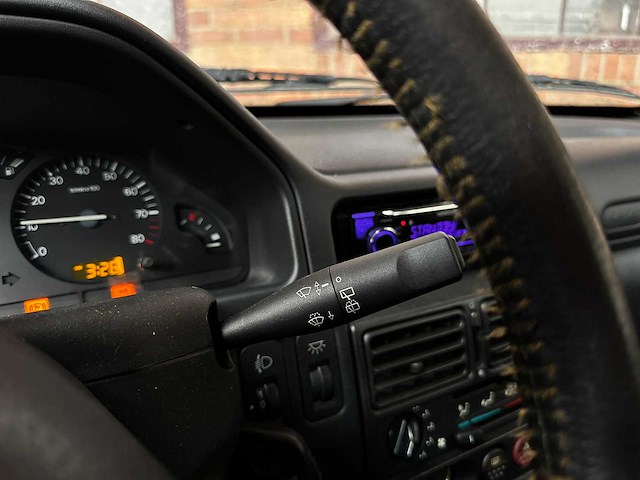 Peugeot 106 gti 1*nfx 1.6-16v sport 118pk 1996 (origineel-nl), pt-fr-96 - afbeelding 27 van  39