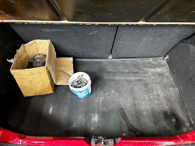 Peugeot 106 gti 1*nfx 1.6-16v sport 118pk 1996 (origineel-nl), pt-fr-96 - afbeelding 36 van  39