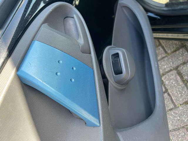 Peugeot 107 - 1.0-12v millesim 200, rr-726-s - afbeelding 7 van  13