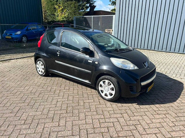 Peugeot 107 - 1.0-12v millesim 200, rr-726-s - afbeelding 13 van  13