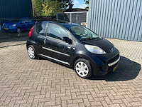 Peugeot 107 - 1.0-12v millesim 200, rr-726-s - afbeelding 13 van  13