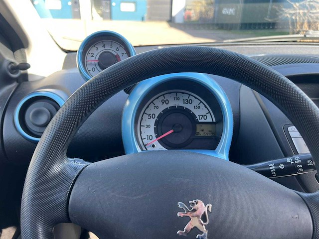 Peugeot 107 - 1.0-12v millesim 200, rr-726-s - afbeelding 1 van  10
