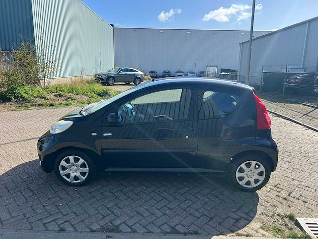 Peugeot 107 - 1.0-12v millesim 200, rr-726-s - afbeelding 13 van  19
