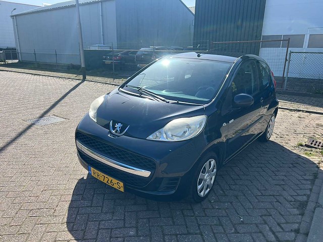 Peugeot 107 - 1.0-12v millesim 200, rr-726-s - afbeelding 1 van  12