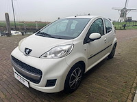 Peugeot 107 1.0-12v cool millesim 200 38-pbh-9 - afbeelding 1 van  19