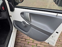 Peugeot 107 1.0-12v millesim 200 38-pbh-9 - afbeelding 10 van  10