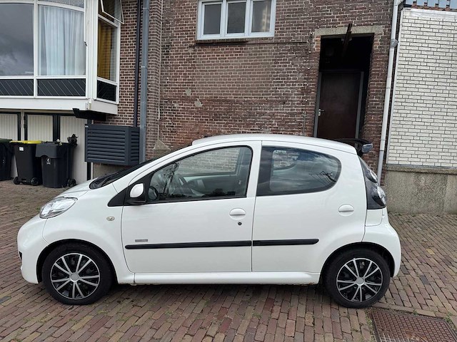 Peugeot 107 1.0-12v millesim 200 38-pbh-9 - afbeelding 3 van  10