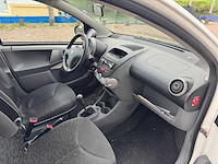 Peugeot 107 1.0-12v millesim 200 38-pbh-9 - afbeelding 8 van  10