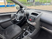 Peugeot 107 1.0-12v millesim 200 38-pbh-9 - afbeelding 9 van  10