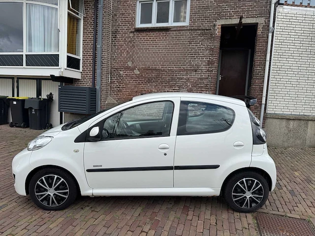 Peugeot 107 1.0-12v millesim 200, 38-pbh-9 - afbeelding 3 van  10