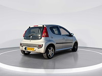 Peugeot 107 1.0-12v sublime 2009 | 66-kgz-3 i - afbeelding 12 van  22