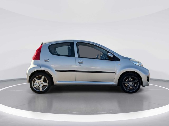 Peugeot 107 1.0-12v sublime 2009 | 66-kgz-3 i - afbeelding 7 van  21