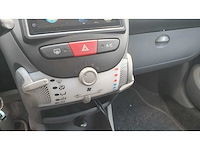 Peugeot 107 1.0 12v sublime, 32-jxp-9 - afbeelding 1 van  11