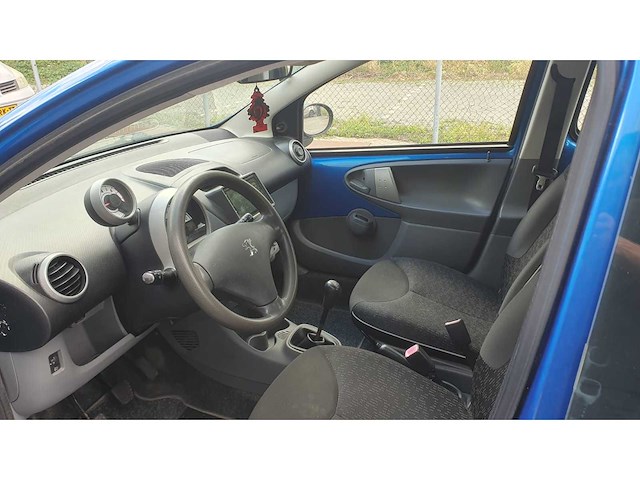 Peugeot 107 1.0 12v sublime, 32-jxp-9 - afbeelding 7 van  11