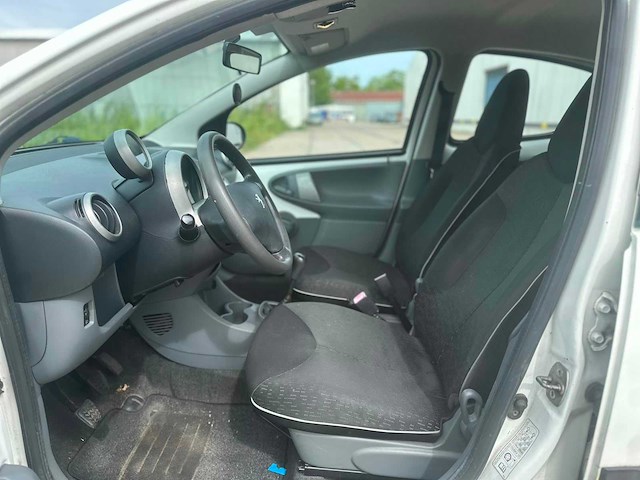 Peugeot 107 1.0 12v sublime, 51-lkj-9 - afbeelding 8 van  12