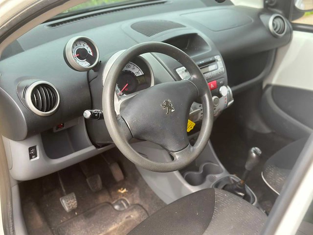 Peugeot 107 1.0 12v sublime, 51-lkj-9 - afbeelding 9 van  12