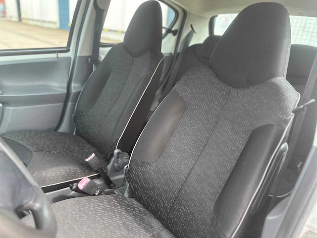 Peugeot 107 1.0 12v sublime, 51-lkj-9 - afbeelding 11 van  12