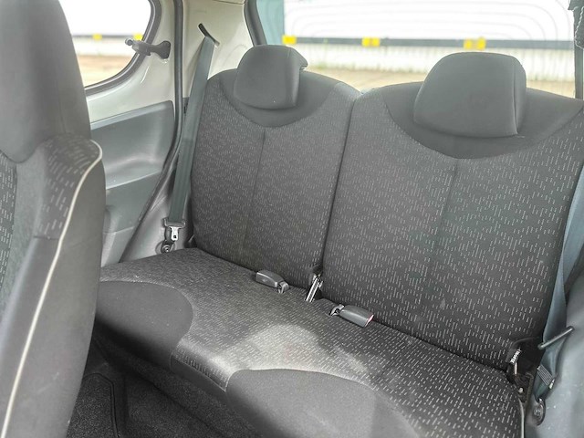 Peugeot 107 1.0 12v sublime, 51-lkj-9 - afbeelding 12 van  12