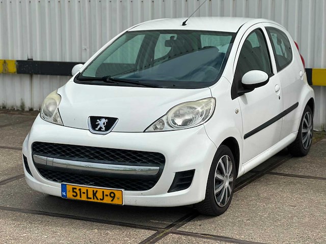 Peugeot 107 1.0 12v sublime, 51-lkj-9 - afbeelding 1 van  12