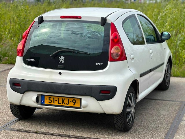 Peugeot 107 1.0 12v sublime, 51-lkj-9 - afbeelding 2 van  12