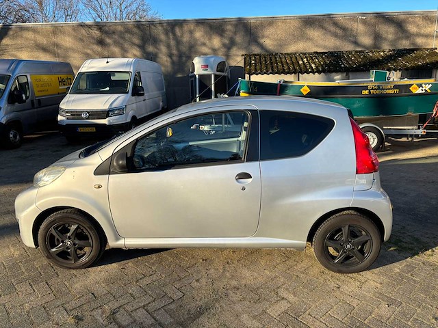 Peugeot 107 1.0 12v xr, 07-kdg-5 - afbeelding 13 van  16