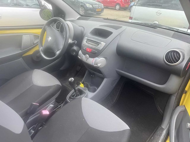 Peugeot 107 1.0-12v xr 39-ltl-4 - afbeelding 2 van  6