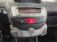 Peugeot 107 1.0-12v xr, 42-lsj-1 - afbeelding 10 van  10