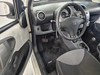 Peugeot 107 1.0-12v xr, 42-lsj-1 - afbeelding 3 van  4