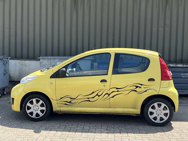 Peugeot 107 1.0-12v xr | 94-kjz-2 - afbeelding 20 van  21