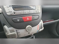Peugeot 107 1.0-12v xr, gh-985-d - afbeelding 10 van  10