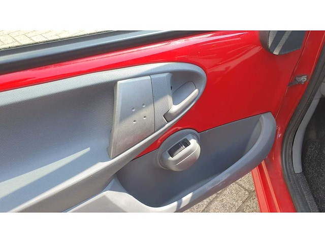 Peugeot 107 1.0 12v xs, 04-zh-xx - afbeelding 1 van  6