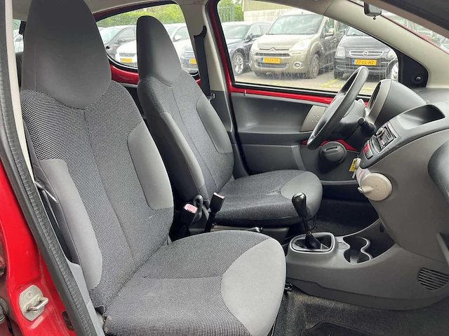 Peugeot 107 1.0-12v xs 2008 | 35-zn-rk - afbeelding 20 van  20