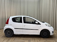 Peugeot 107 1.0-12v xs 2011 - afbeelding 3 van  20