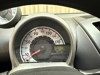 Peugeot 107 1.0-12v xs 2011 - afbeelding 9 van  20