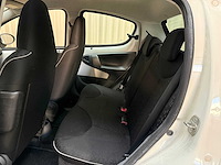 Peugeot 107 1.0-12v xs 2011 - afbeelding 16 van  20
