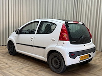 Peugeot 107 1.0-12v xs 2011 - afbeelding 17 van  20