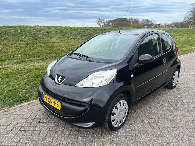 Peugeot 107 1.0 12v xs, 21-gnn-5 - afbeelding 1 van  23